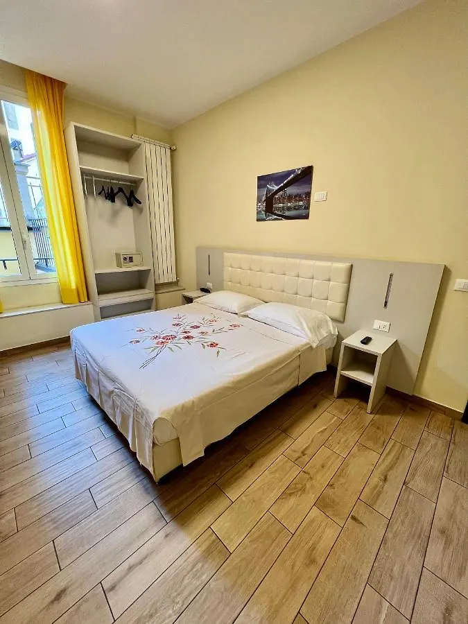 Casa Zeffirino Hotel San Remo 2*,  Italië