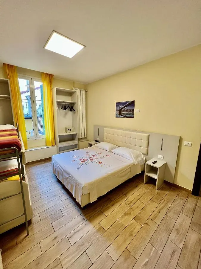 Casa Zeffirino Hotel San Remo 2*,  Italië