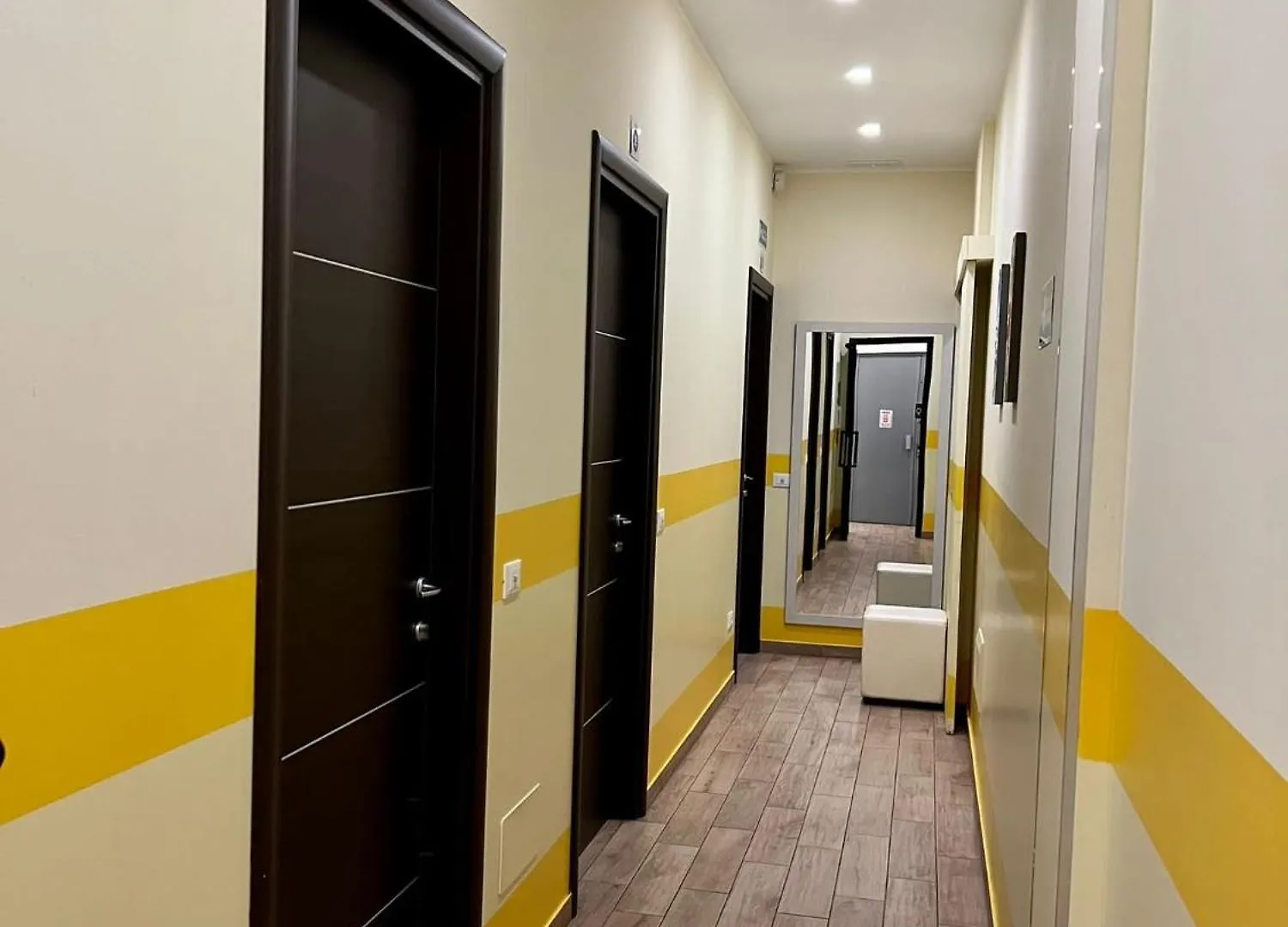 Casa Zeffirino Hotel San Remo 2*,