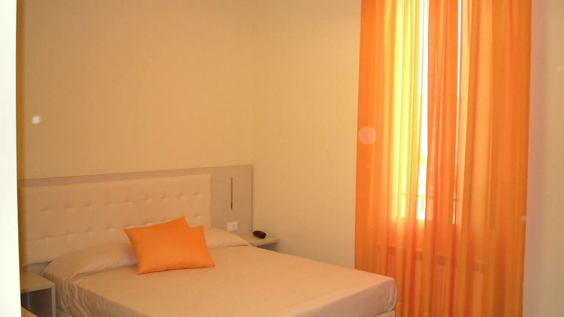 Casa Zeffirino Hotel Sanremo Guest house